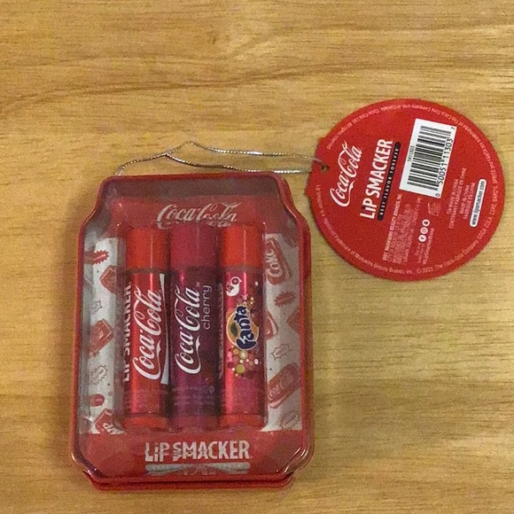 Coca Cola 3pcs Lip Smacker - Picture 2 of 7
